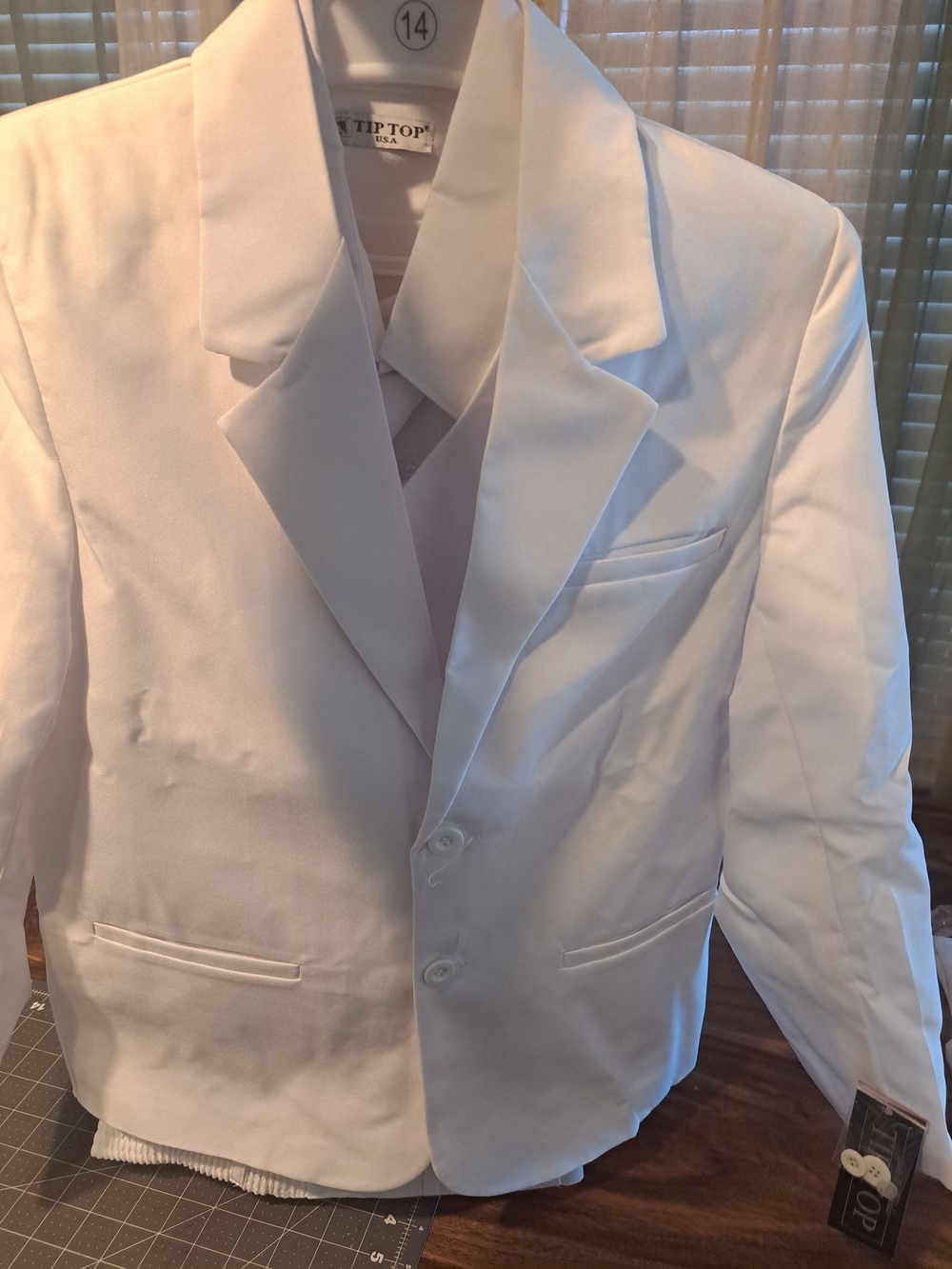 White Men’s Two-Button Suit Jacket